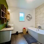 Ferienhaus La Montbourgeoise Stylish House Close To The Town Center