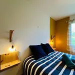 Ferienhaus La Montbourgeoise Stylish House Close To The Town Center *