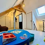Ferienhaus La Montbourgeoise Stylish House Close To The Town Center *