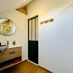 La Montbourgeoise Stylish House Close To The Town Center *