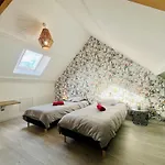 Ferienhaus La Montbourgeoise Stylish House Close To The Town Center *