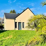 La Montbourgeoise Stylish House Close To The Town Center *