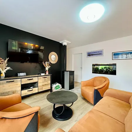 La Montbourgeoise Stylish House Close To The Town Center Montebourg