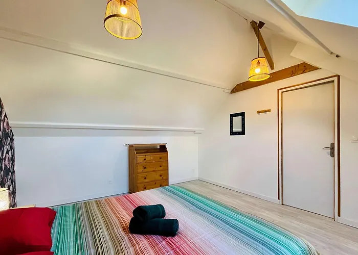 La Montbourgeoise Stylish House Close To The Town Center Montebourg