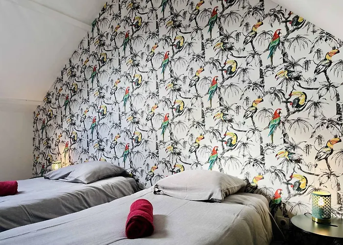 La Montbourgeoise Stylish House Close To The Town Center Montebourg